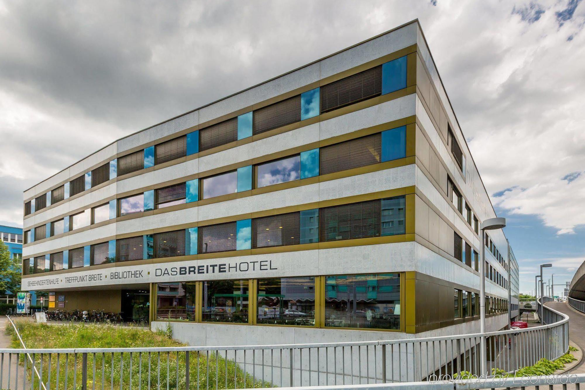 Dasbreitehotel Am Rhein Базель Экстерьер фото